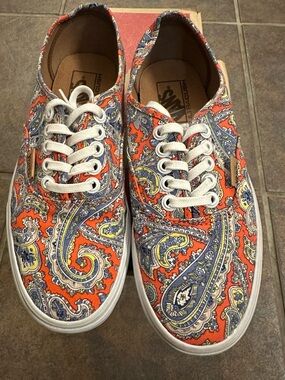 Vans Authentic Paisley Cayenne Red Blue Sneakers Women’s 8 Men’s 6.5